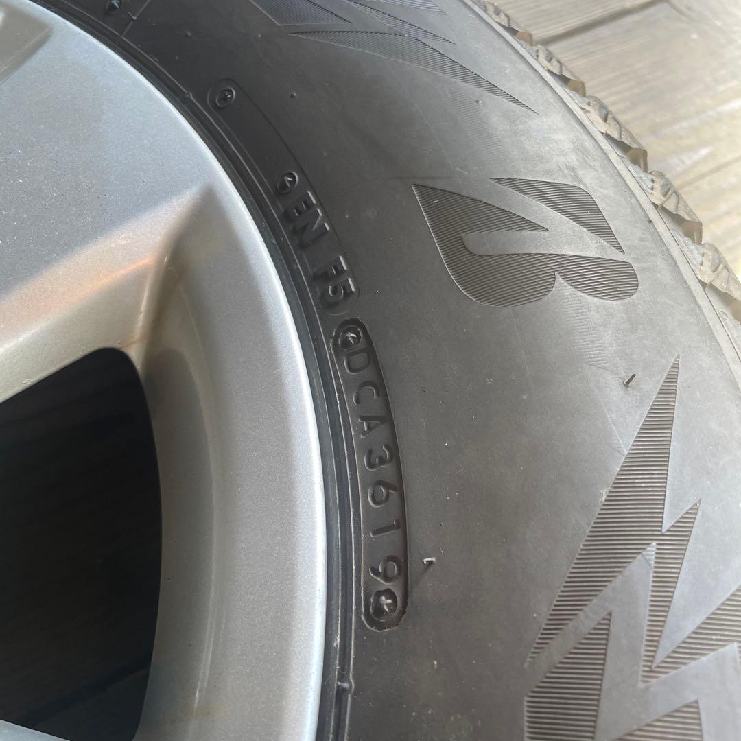 TOYOTAハリアー　 純正スタッドレスタイヤ