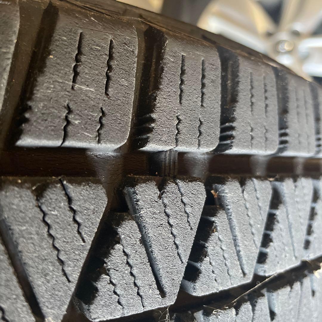 TOYOTAハリアー　 純正スタッドレスタイヤ