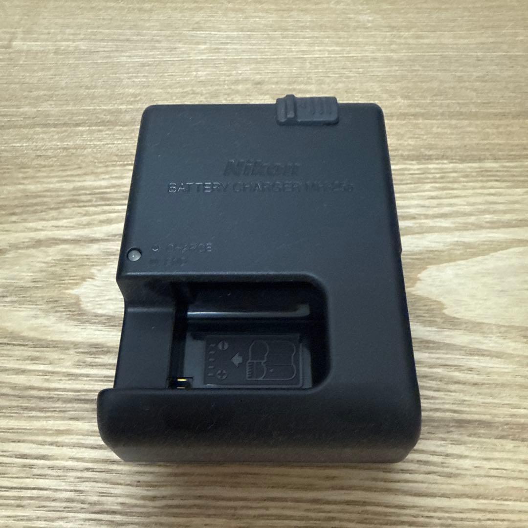 Nikon d7500 ボディのみ　バッテリー付き