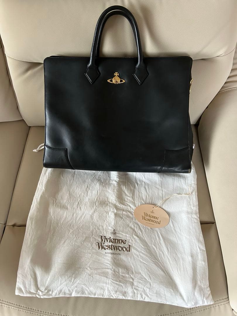ヴィヴィアンウエストウッド　バッグ　プレーン