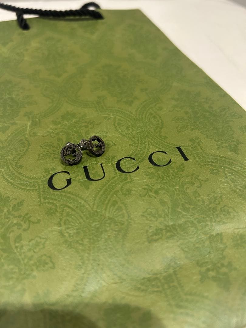 GUCCI インターロッキングスタッズピアス
