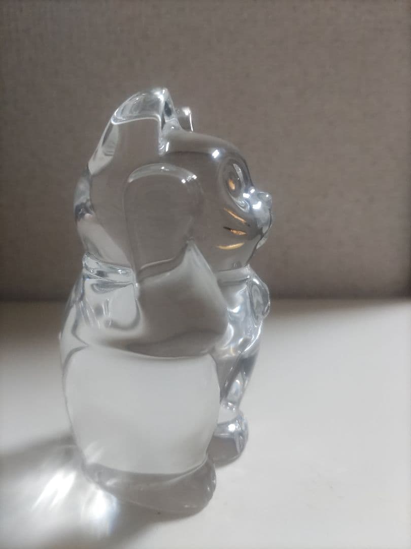バカラ　クリスタルガラス 招き猫 置物 約10cm　専用箱付き