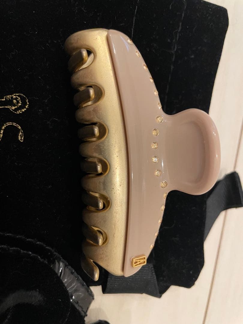 ALEXANDRE ヘアクリップとシュシュセット