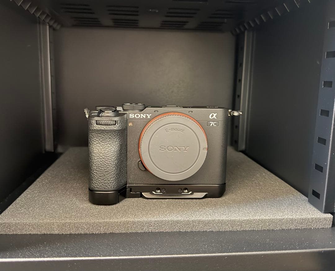 タロタロ⭐︎SONY α7C II 本体 グリップおまけ付き