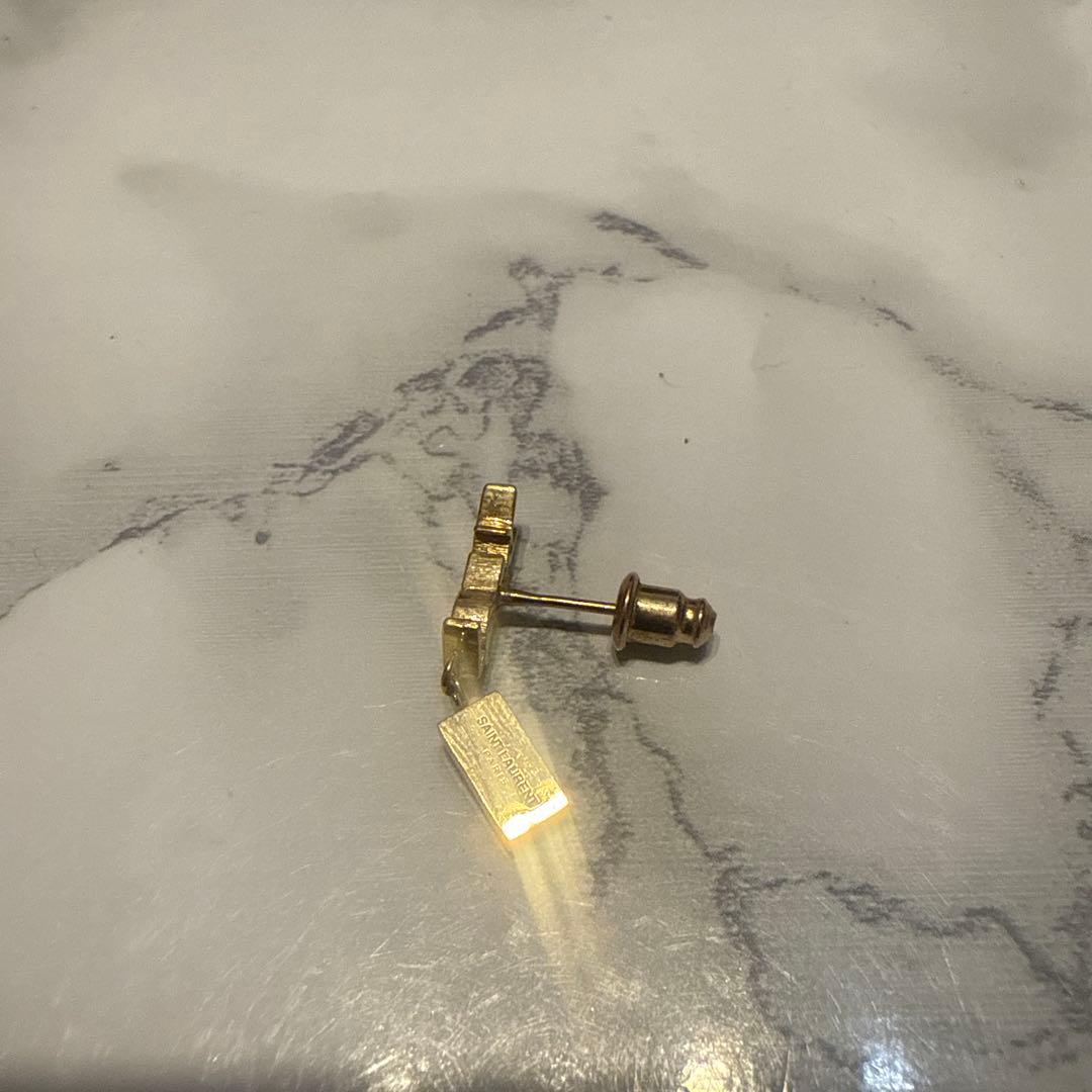 イヴ・サンローラン　カサンドラ シングル イヤリング（メタル＆ラインストーン）