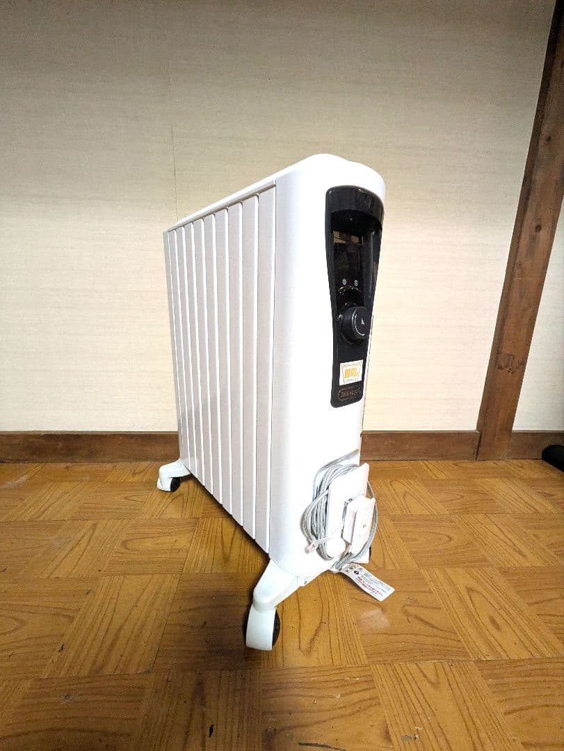 デロンギ　オイルヒーター　RHJ65L0915