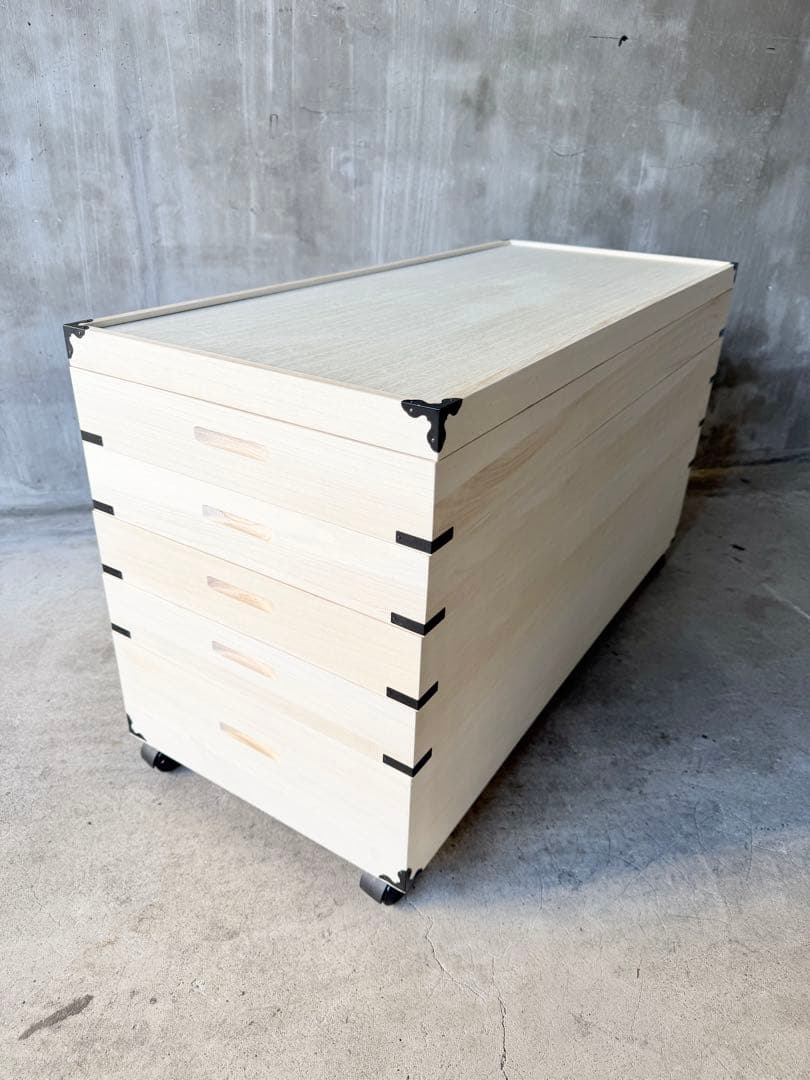 美品 桐 衣装ケース 5段 キャスター付き 桐箱 桐ケース