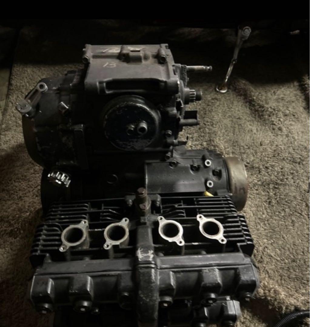 ゼファーx400エンジン