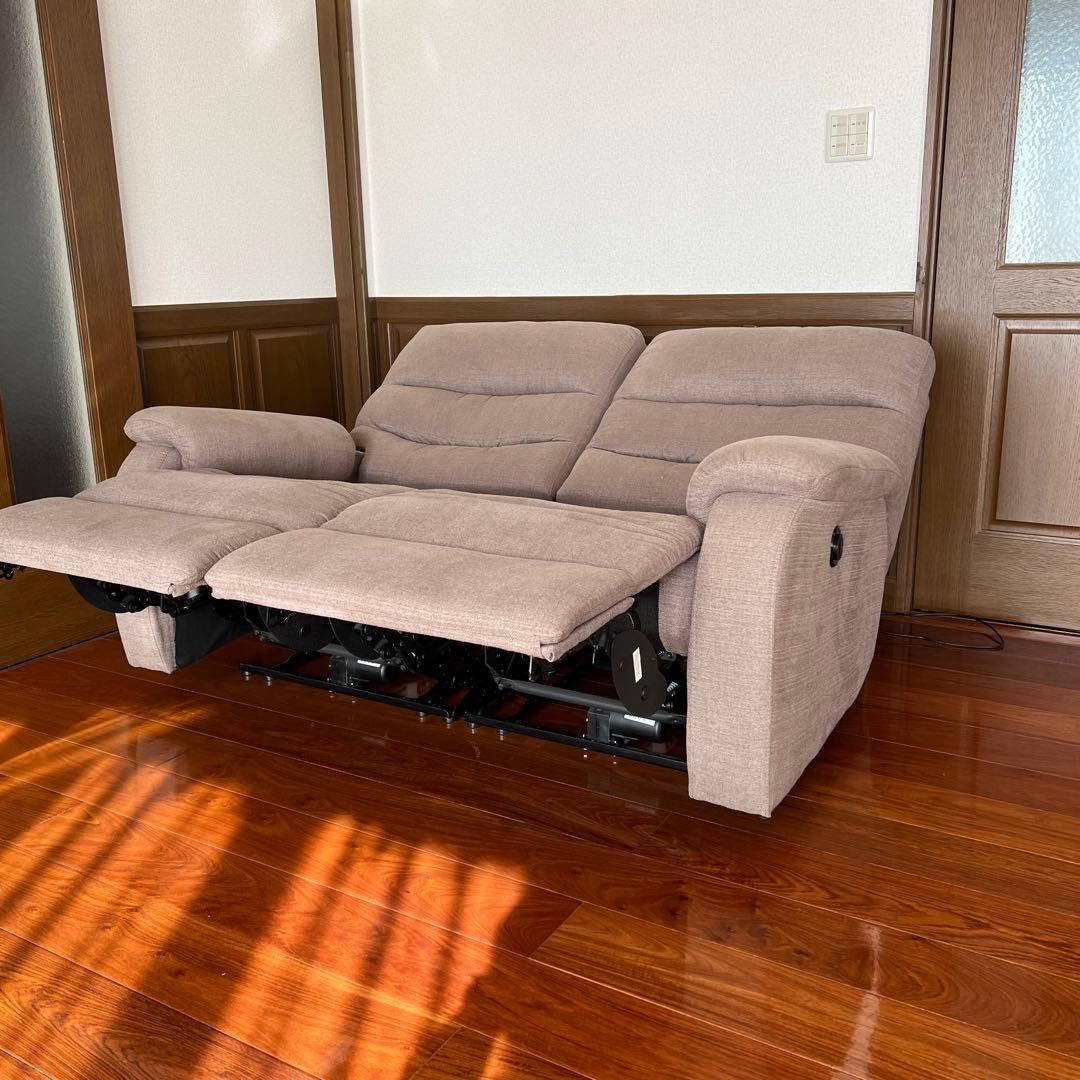 【引き取り限定　茨城県藤代駅】　ニトリ　電動　二人掛けソファー　ビリーバー3
