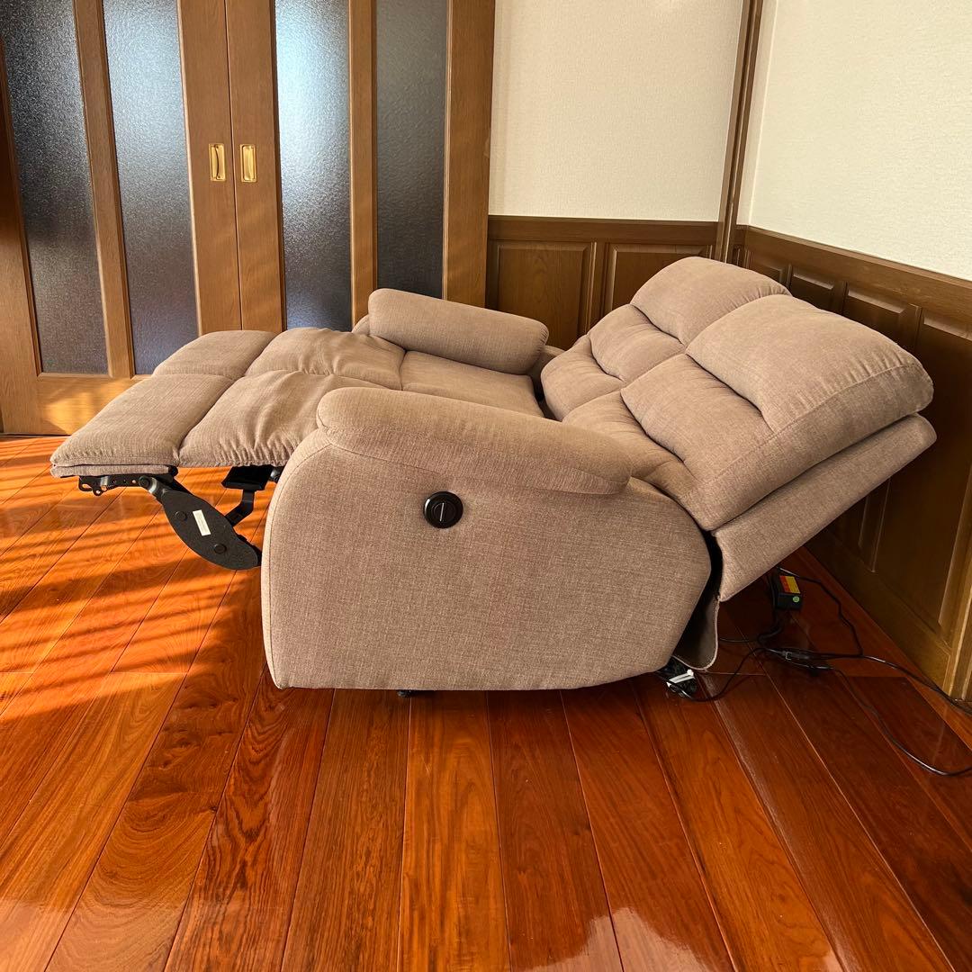 【引き取り限定　茨城県藤代駅】　ニトリ　電動　二人掛けソファー　ビリーバー3