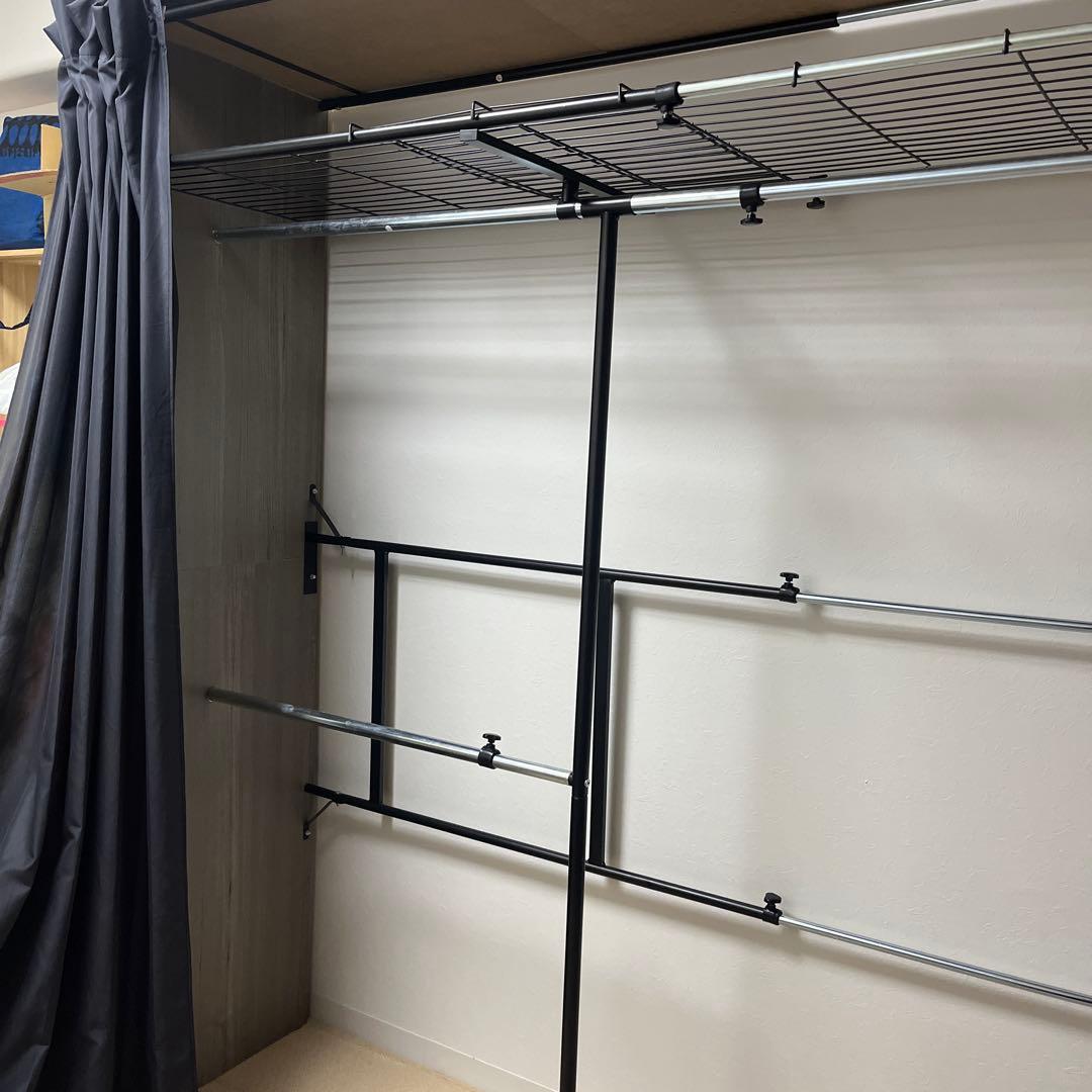 グレー ハンガーラック 可動式棚付き