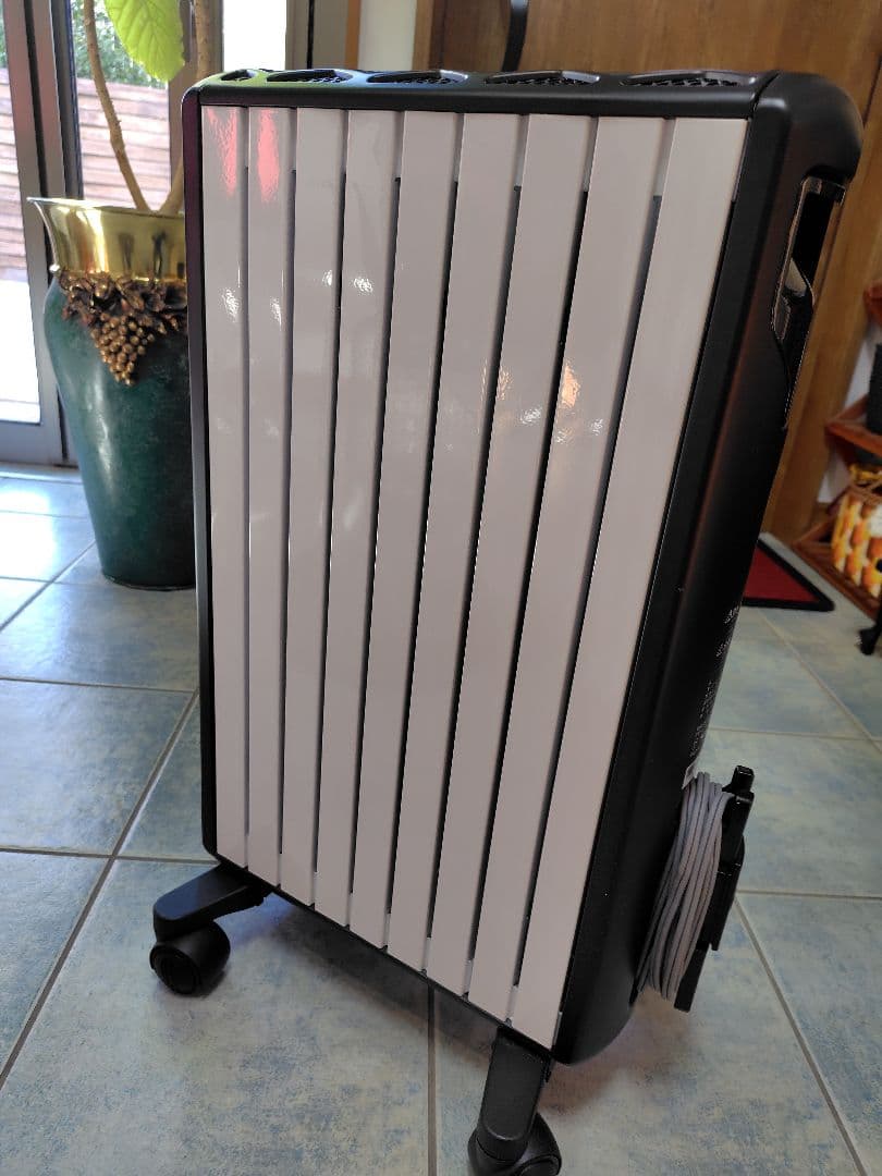 値下げしました　マルチダイナミックヒーターMDHS12-BK 8畳〜10畳用