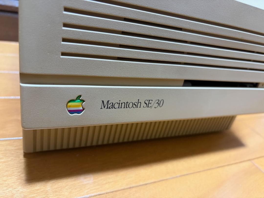 Macintosh SE/30 デスクトップPC