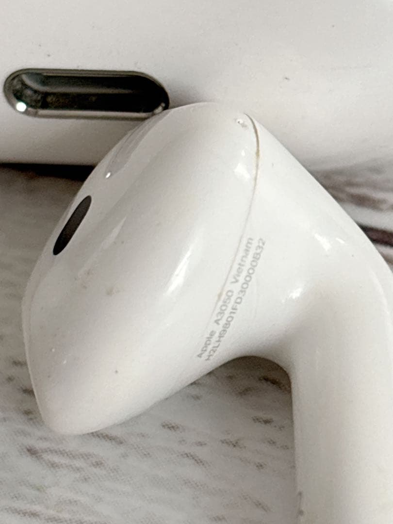 AirPods4 ワイヤレスイヤホン A3058/A3050/A3053