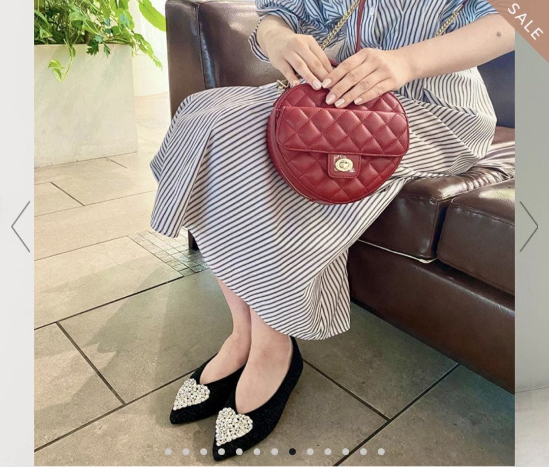 【nian】DIANA キブンも高まる！ハートビジューつきフラットシューズ