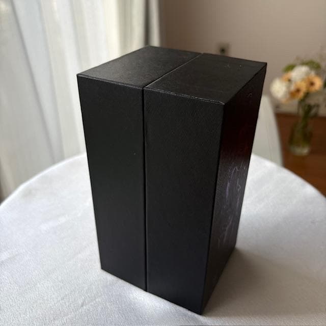 ジョジョの奇妙な冒険　黄金の風 レオーネ・アバッキオ　香水　100ml