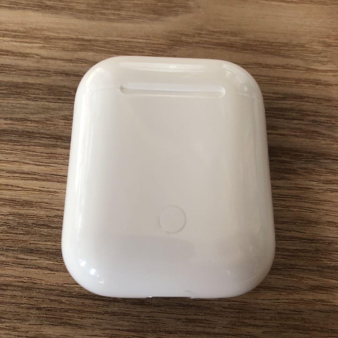 Apple AirPods  間違えてAmazonで2つ買ってしまいました。