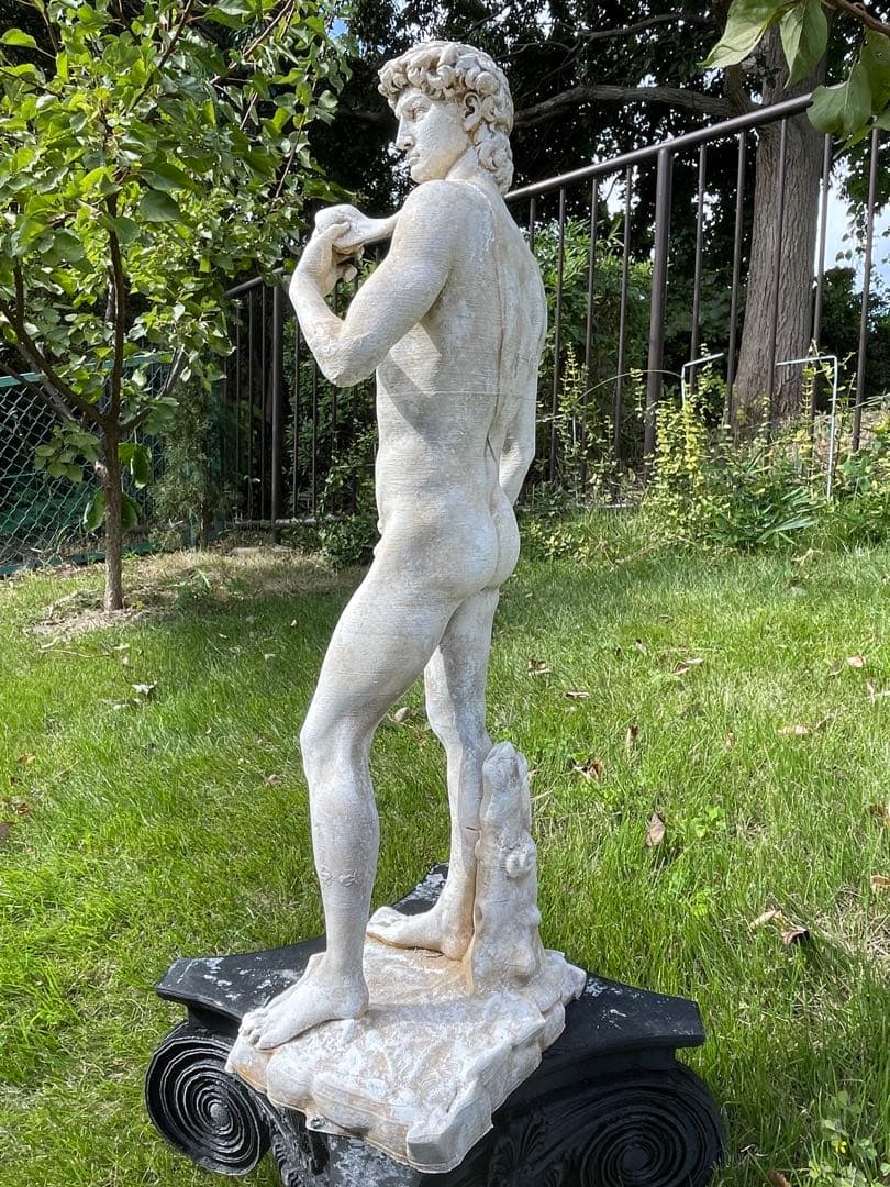 ダビデ像(ミケランジェロ)高さ:60 cm