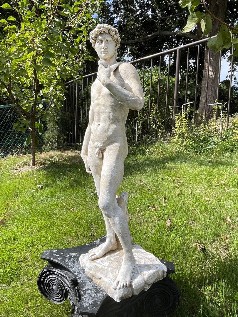 ダビデ像(ミケランジェロ)高さ:60 cm