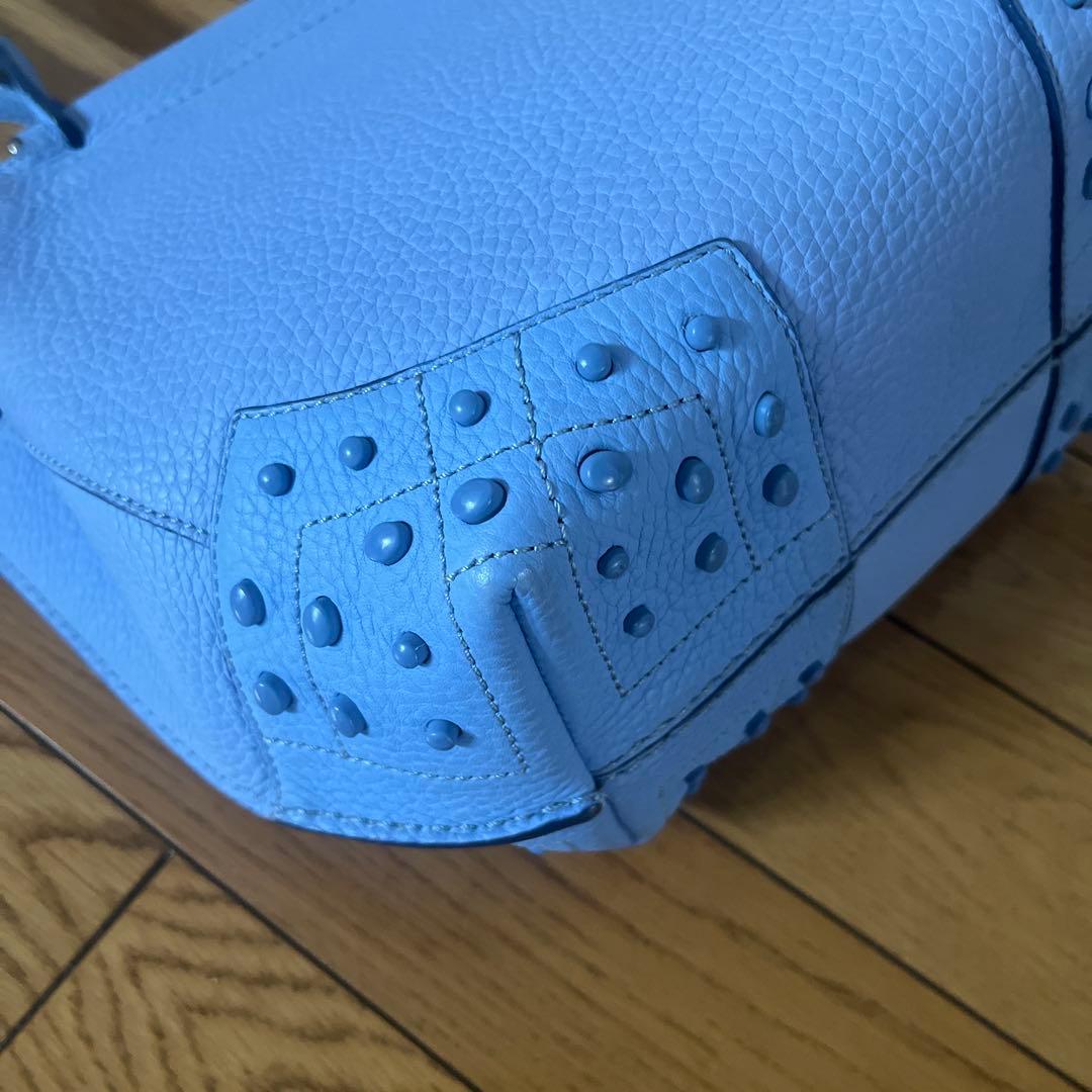 値下げ❗️トッズ　ブルー系レザー ハンドバッグ