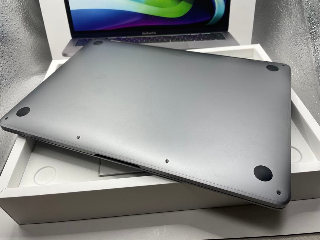 MacBook本体 Apple MacBook Pro M1 2020 16GB 512GB