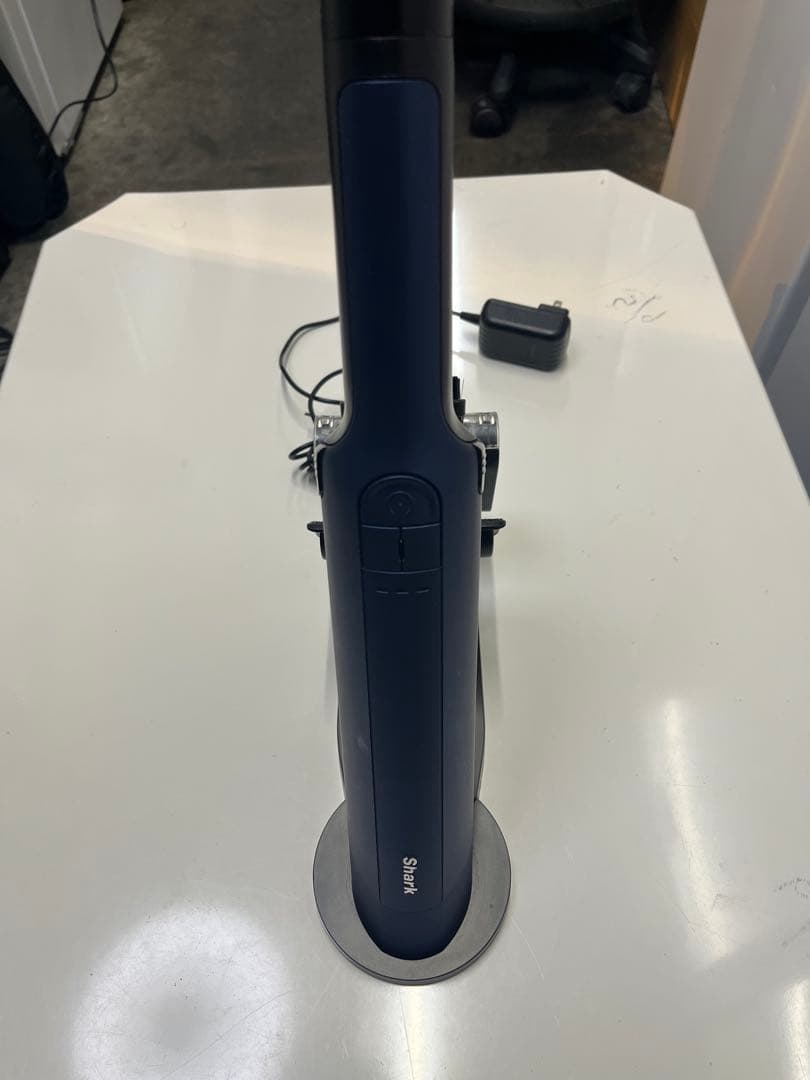 Shark 充電式ハンディクリーナー WV405J ネイビー