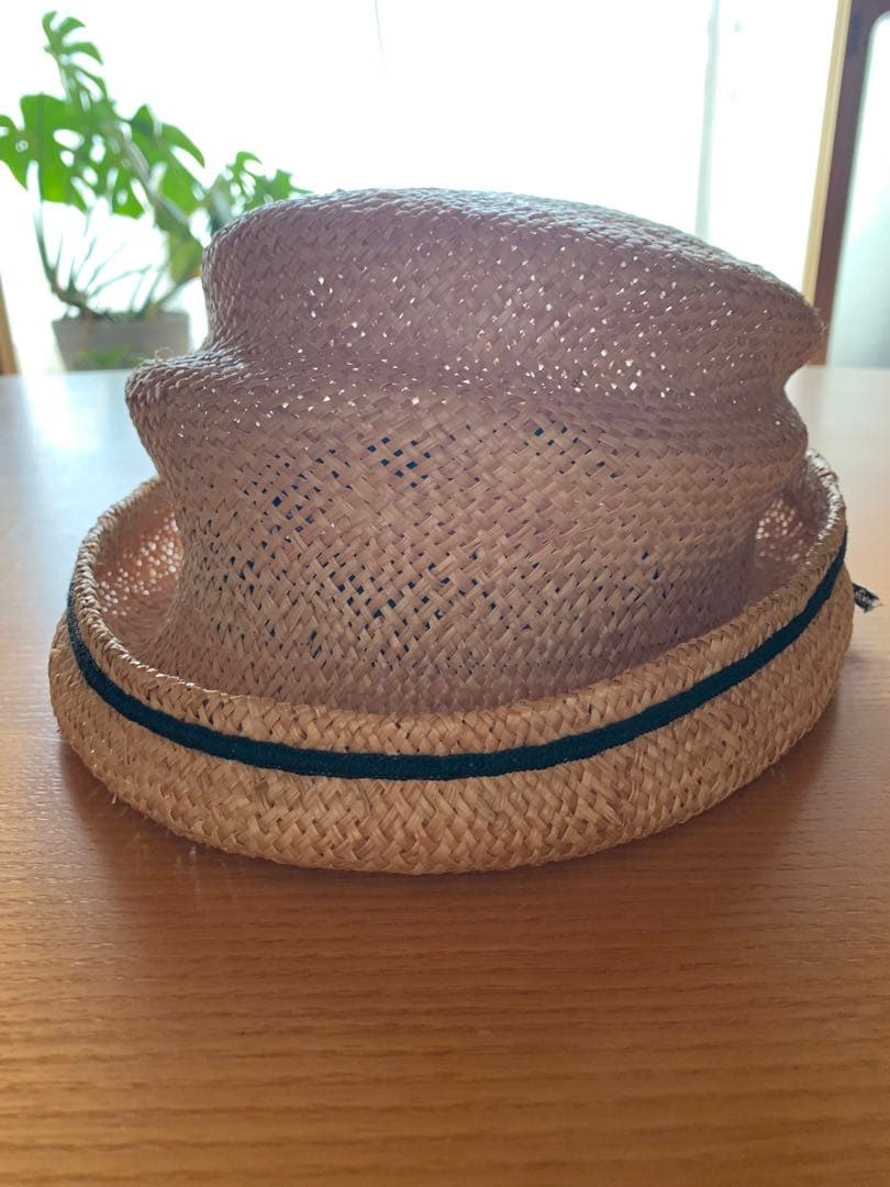 作家さん　麦わら帽子