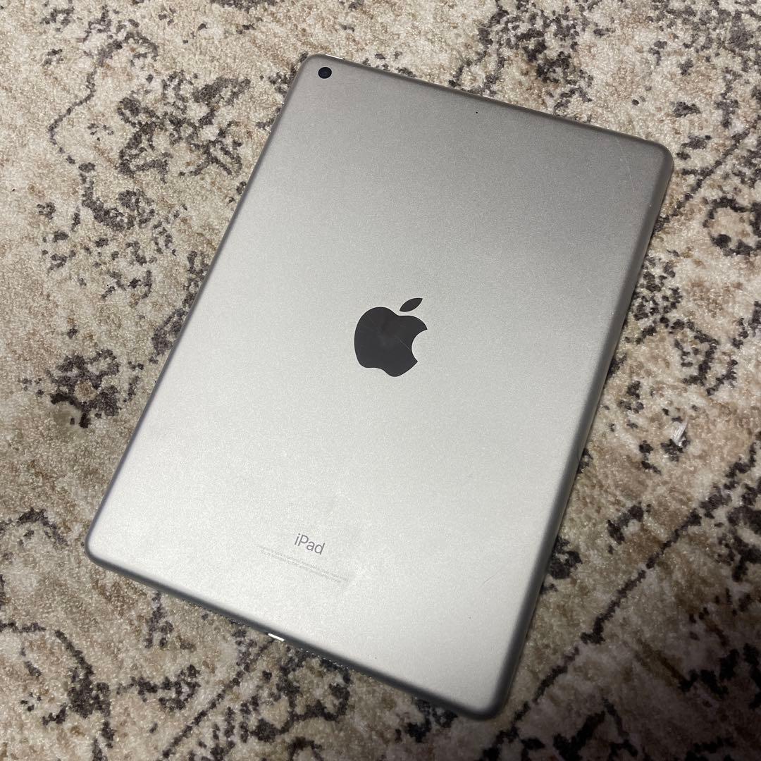 Apple iPad 第6世代 32GB