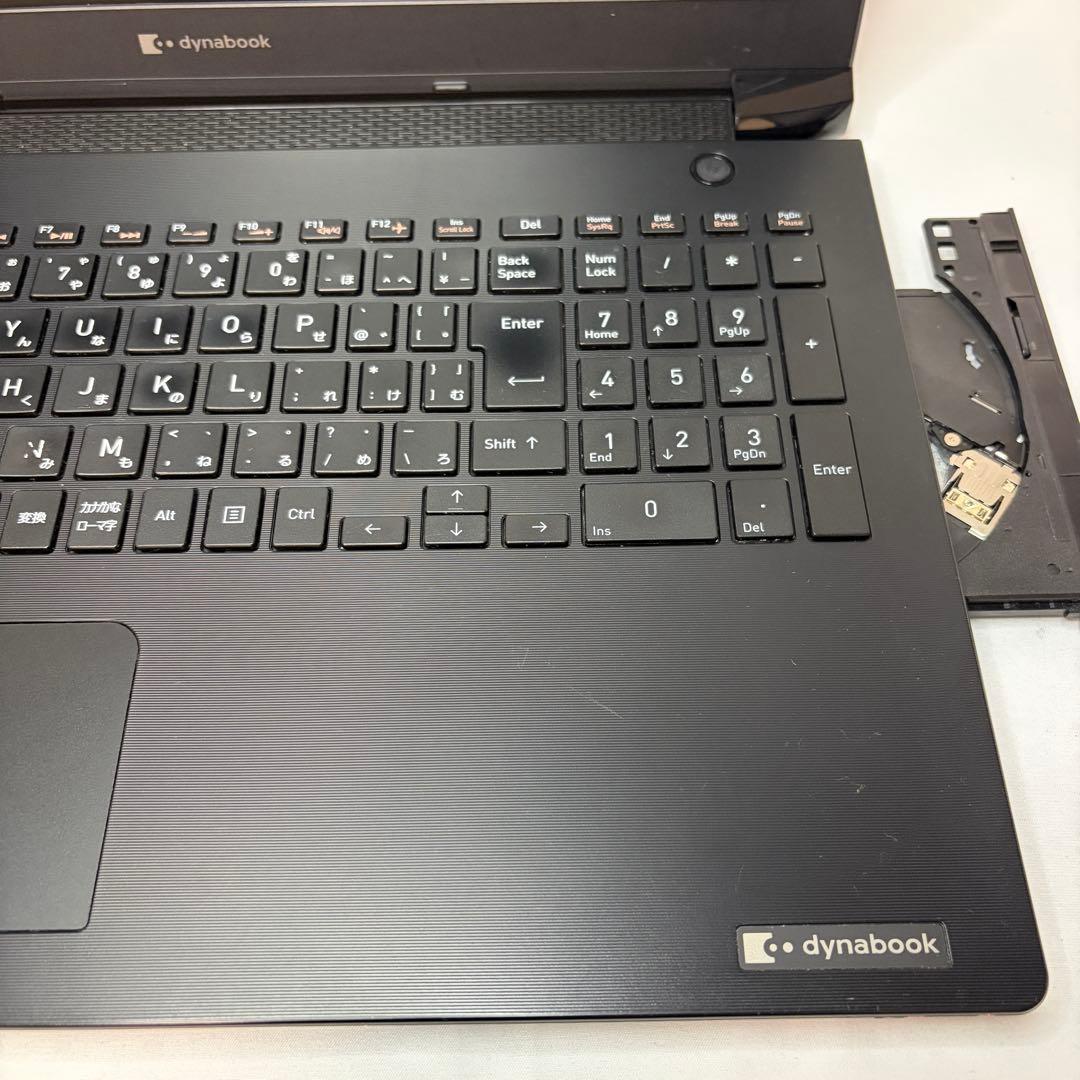 準美品 dynabook BJ65/FS 第10世代 i5 8GB 256GB