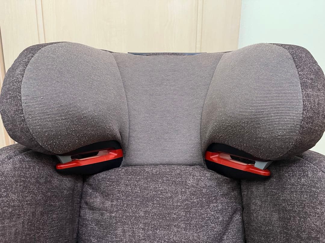 MAXI-COSI ジュニアシート ダークブラウン