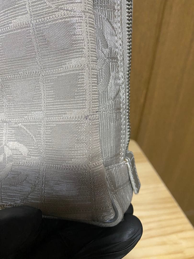 【値下げ】CHANELシャネル　ニュートラベルライン　ハンドバッグシルバー