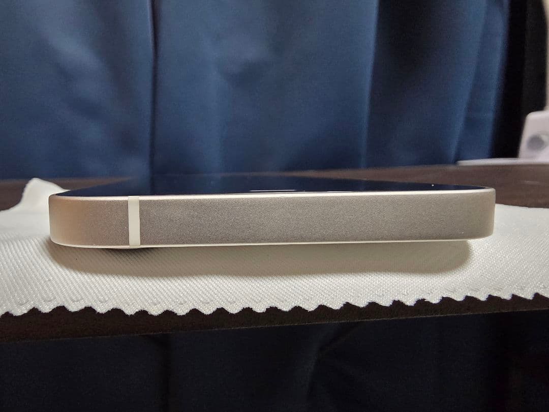 iPhone 12 ホワイト 64GB+充電器付き