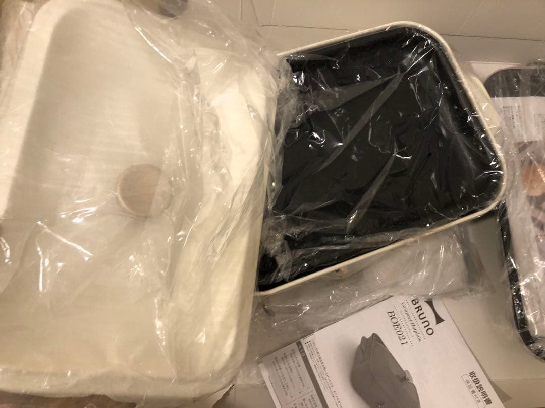 ブルーノ　コンパクトホットプレートとたこ焼きプレート、セラミックスチーム深鍋