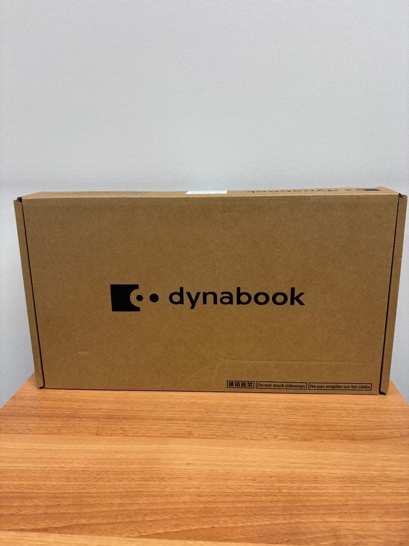 (新品）ノートパソコン　Dynabook　A6SJKYLC351B