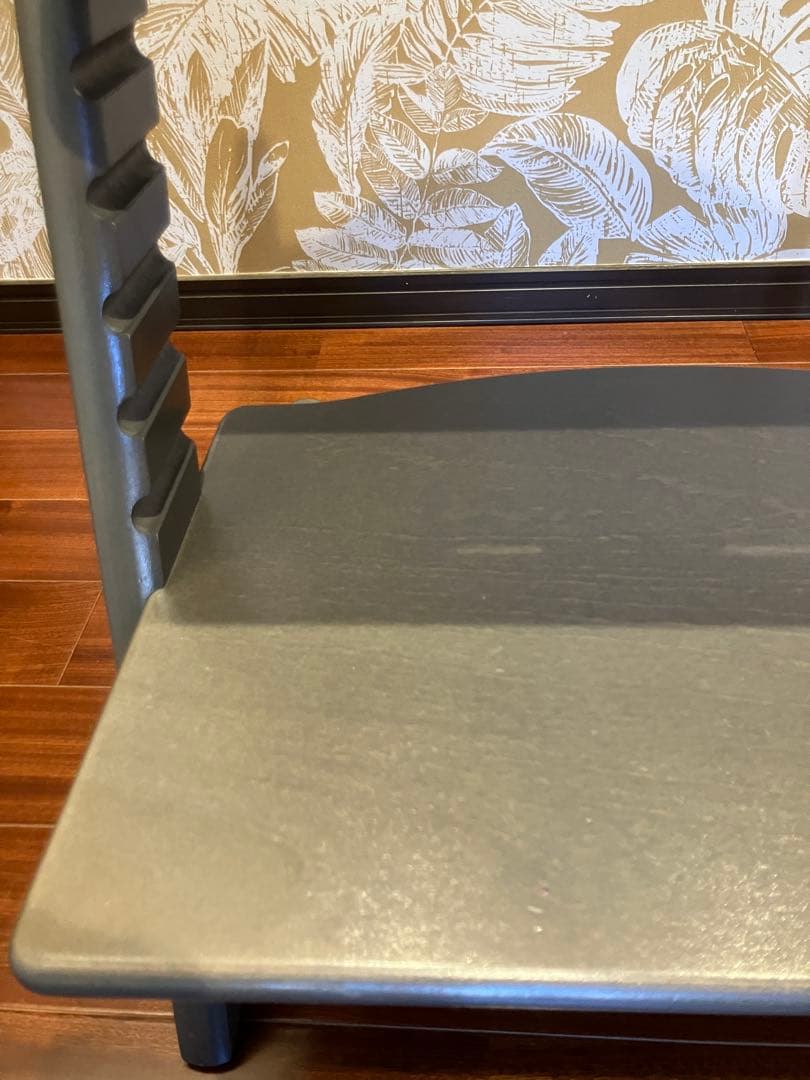 ribbon　ストッケ　トリップトラップ　グレー