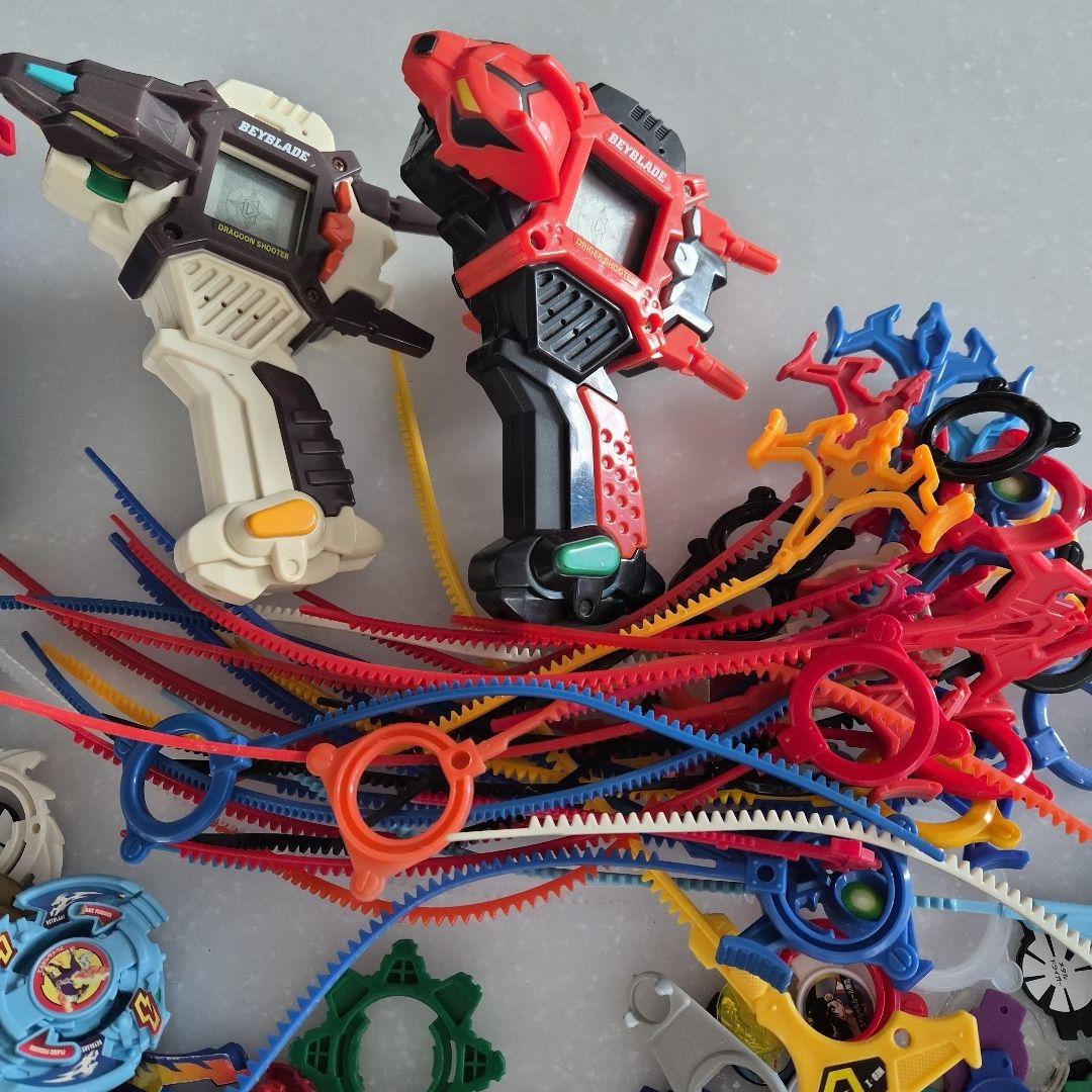 ベイブレード まとめ売り 大量 セット 初期？ 古いもの 色々 ジャンク扱い