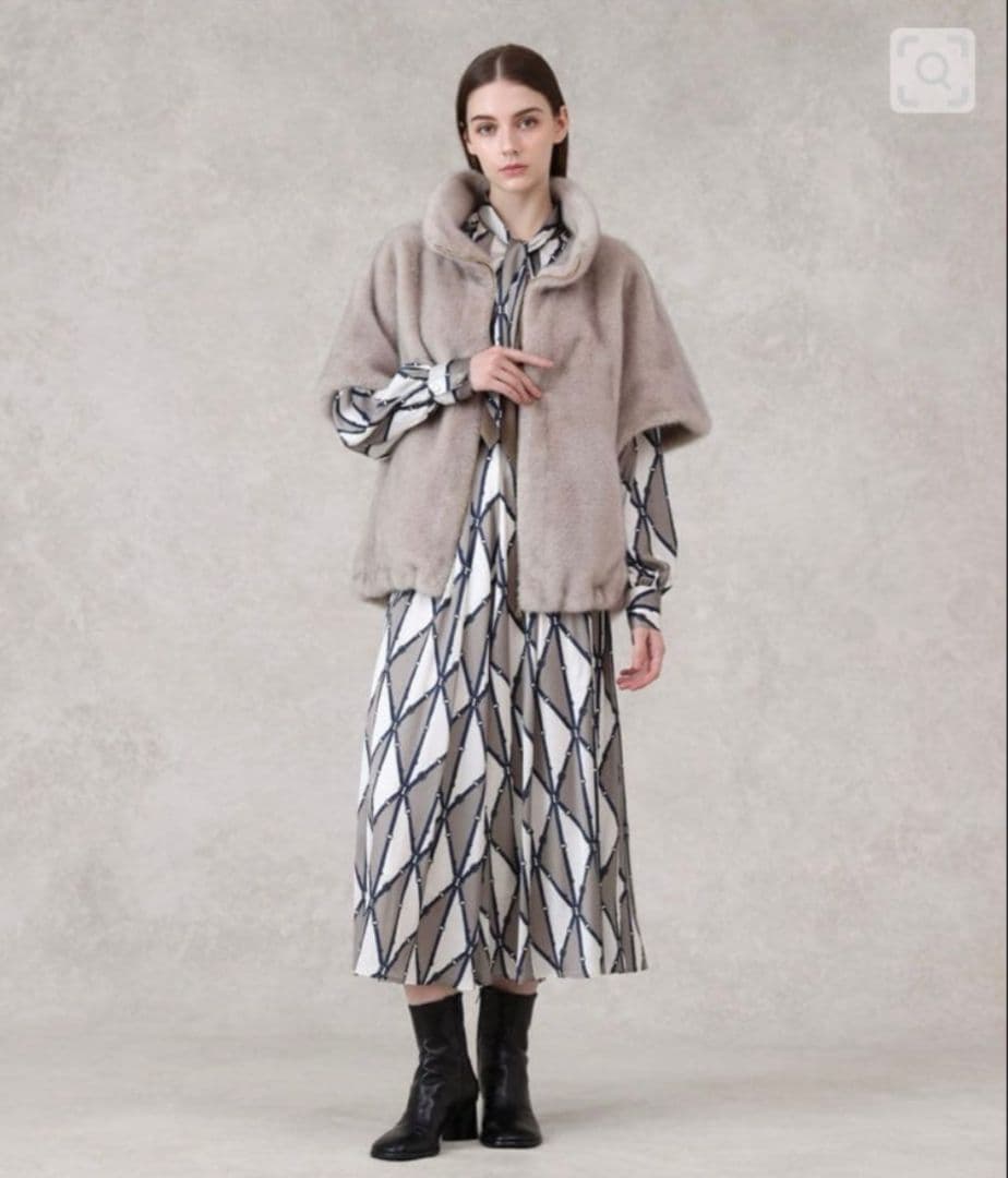 極美品 2025AW【アナイ】ファー　ジレ　グレージュ