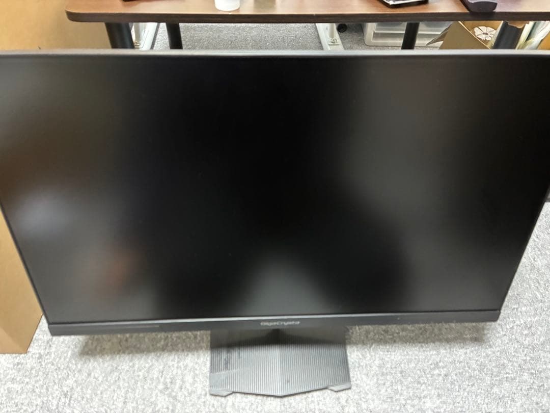 ディスプレイ・モニター本体 Giga Crysta