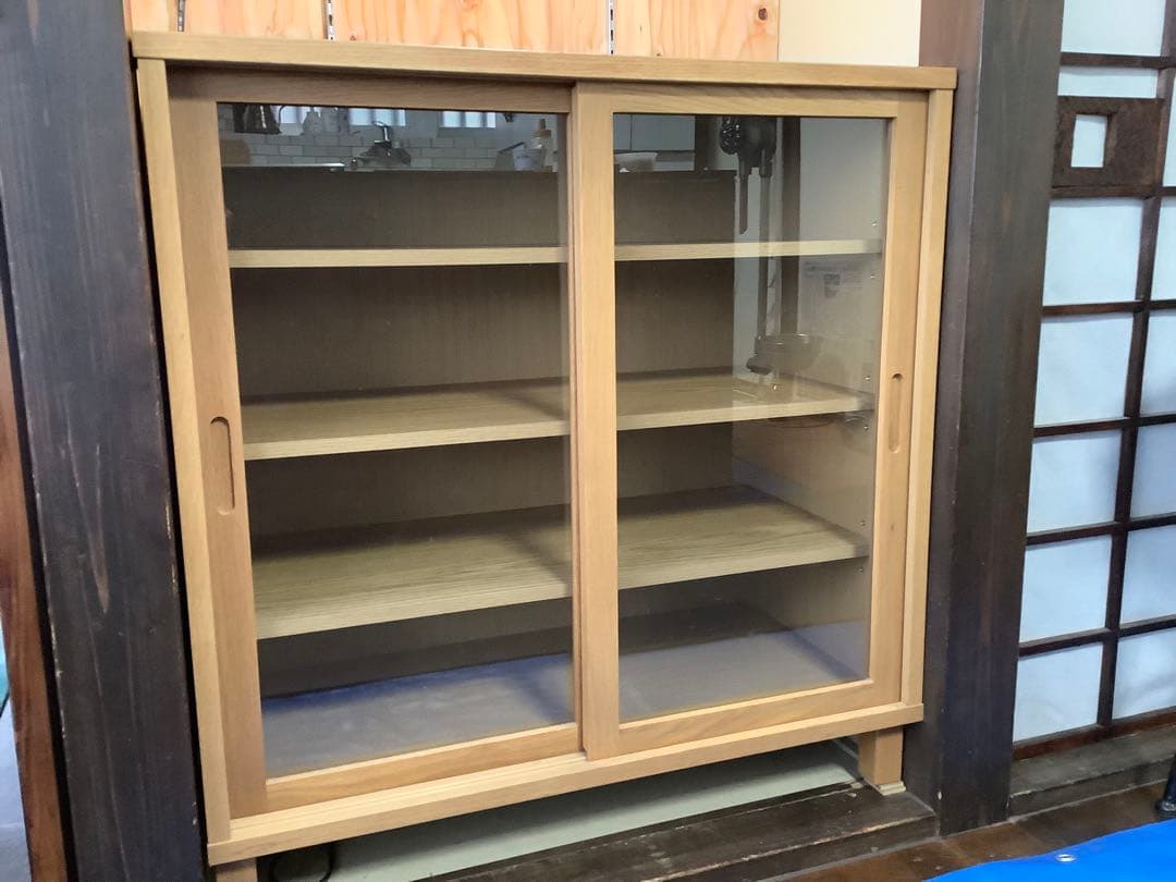 無印良品　オーク材キャビネットガラス扉（引戸）