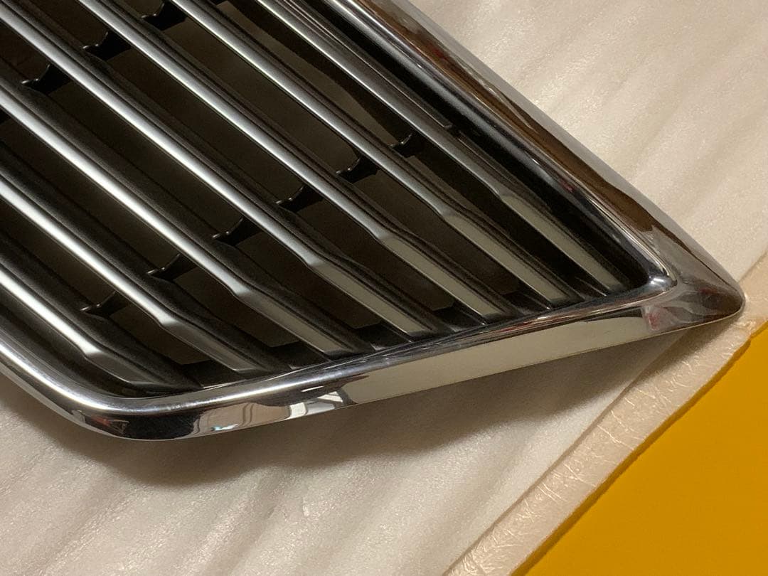 セルシオ　30後期　純正グリル