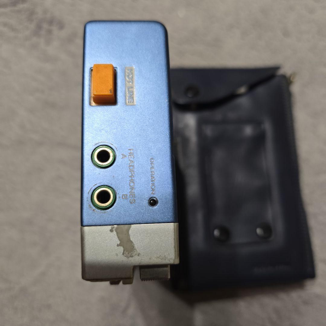 SONY カセットプレーヤー 青 黒 ケース付き