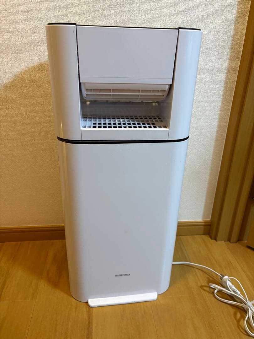 アイリスオーヤマ　サーキュレーター衣類乾燥除湿機【美品、状態良好】