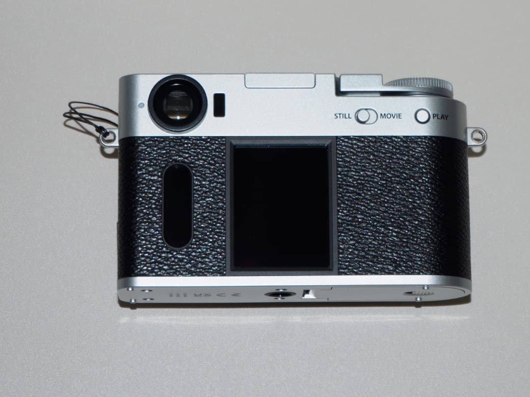 FUJIFILM X-half シルバー 　保護カバー付き