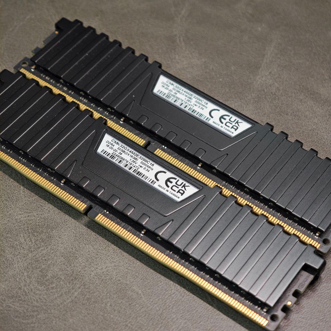 Corsair Vengeance LPX DDR4 16GB 2枚セット