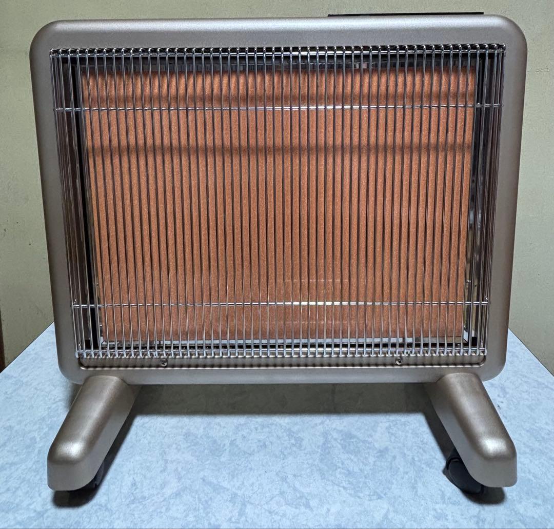 遠赤外線暖房器 サンルミエ・エクセラ7 N700L-GR【中古品】