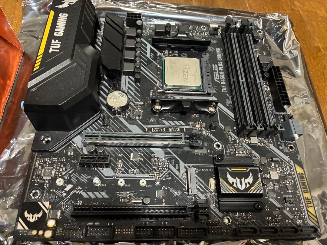 マザーボード B450M/ryzen 5/ sata 240gb