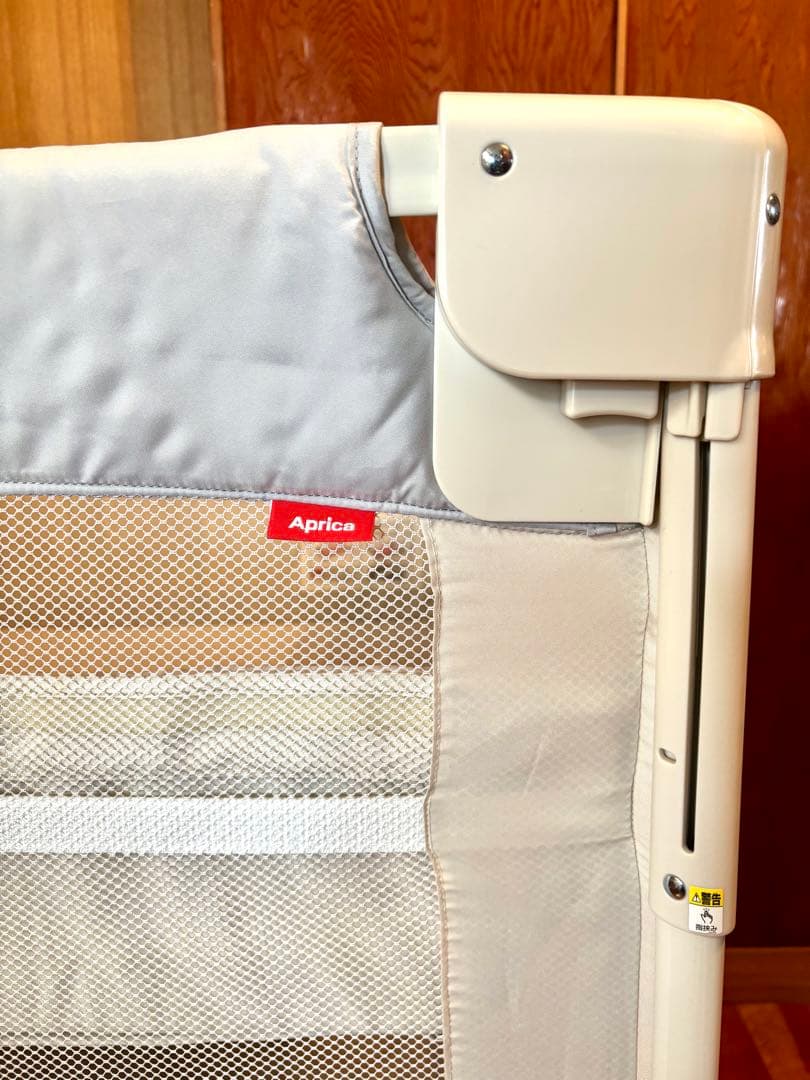 Aprica ベビーベッド ココネルエアー 折りたたみ収納可能