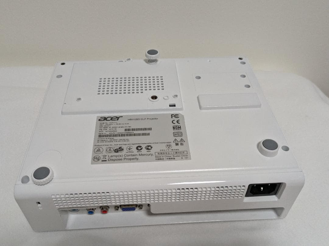 Acer　DLPプロジェクター　 H6510BD