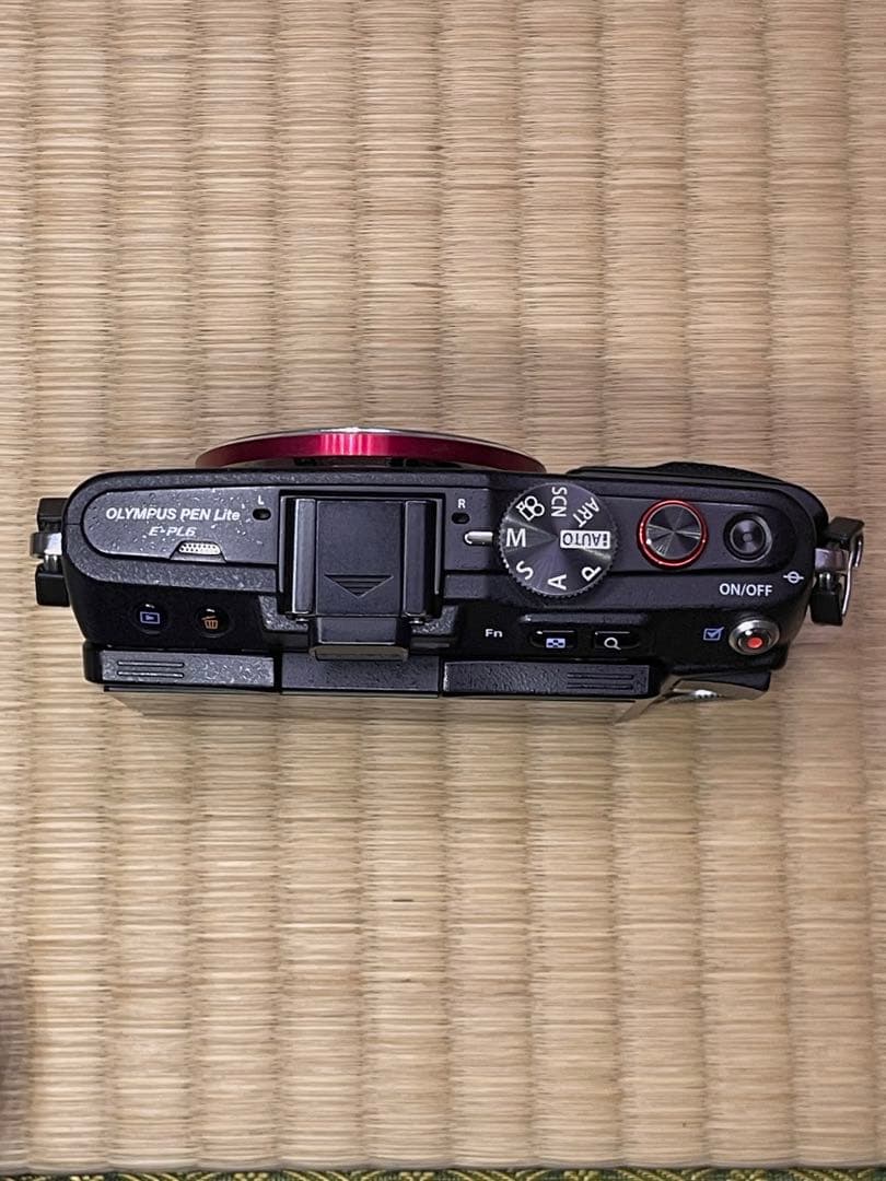 OLYMPUS PENLITE E-PL6 ボディ本体