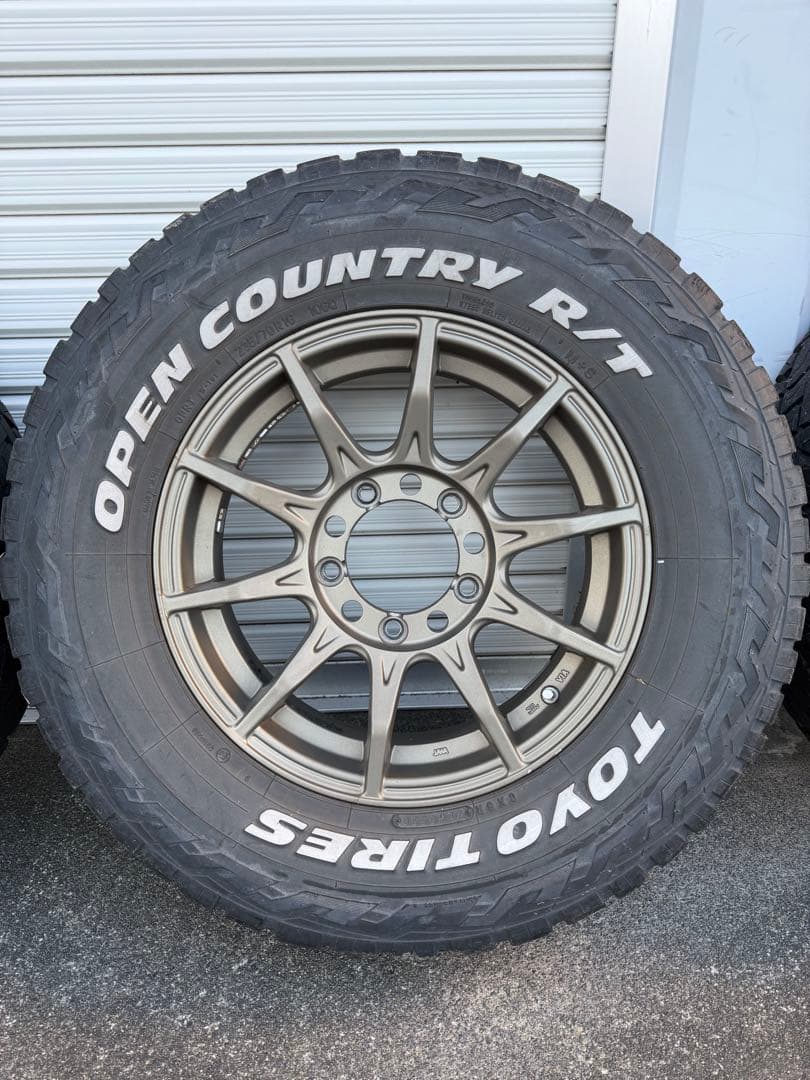 2020年製 トーヨー オープンカントリー R/T 235/70R16 4本